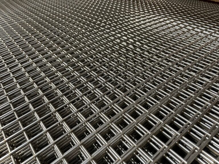 Stainless-3.15-25x25-photo.8-768x576