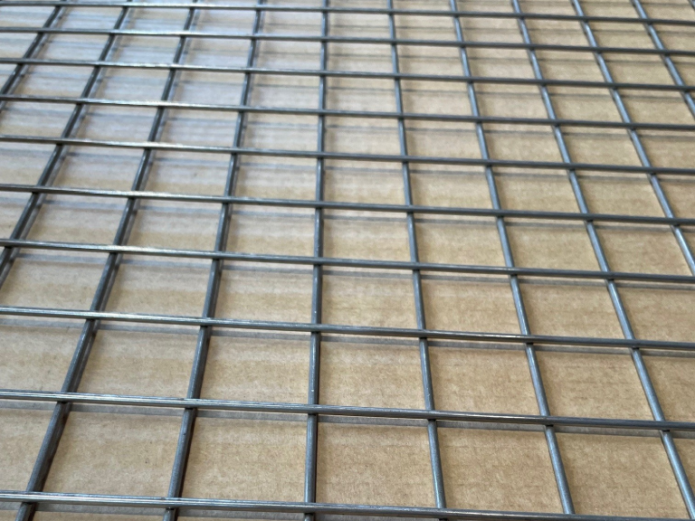 Stainless-3.15-40x40.E-2